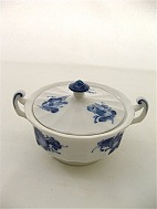 Royal Copenhagen 8563 blue flower angular sugar bowl