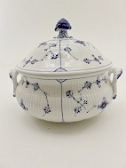 Bing and Grndahl large round tureen