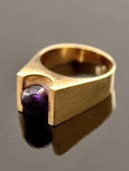 Unique 14 carat gold ring