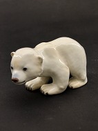B&G Polar bear cub