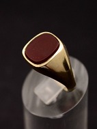 9 carat gold ring  with agate