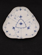 Bing & Grndahl triangular dish 40