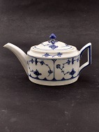 Royal Copenhagen mussel-painted teapot 1/255