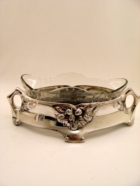 Nouveau silver plated jardiniere sold