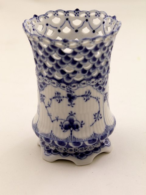 Royal Copenhagen Blue Fluted Full Lace vase 1/1016 sold