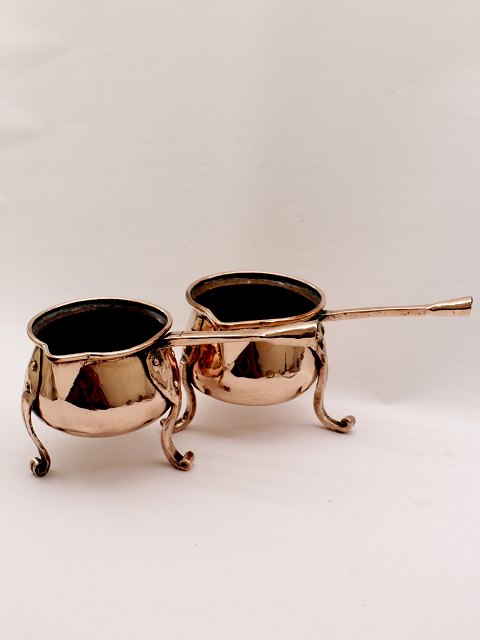 Copper tripod with handle