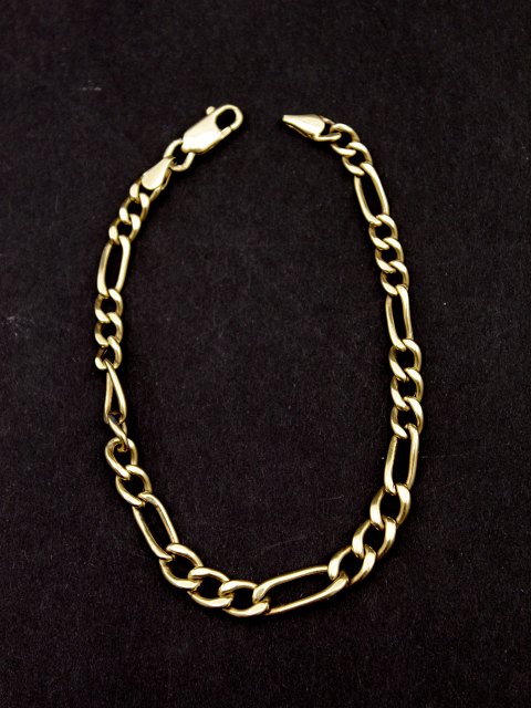 18 karat gold bracelet sold