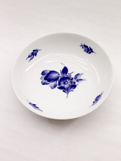 Royal Copenhagen blå blomst fad 10/8060 solgt