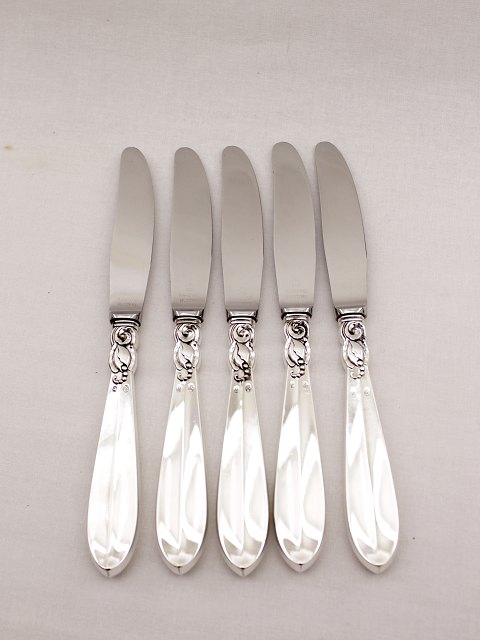 Princess dinner knivs sold