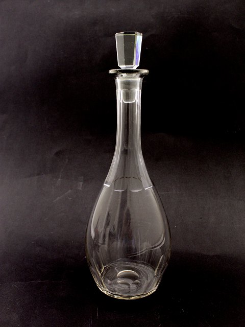 Red wine decanter
sold