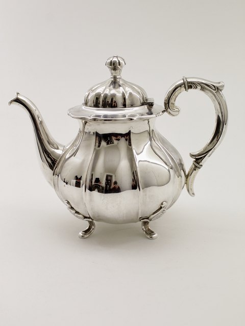 Silversmith         H Grünn  silver teapot