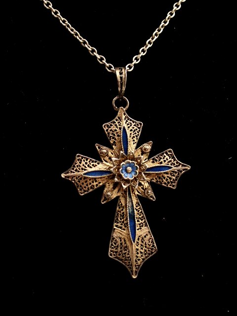 830 sølv halskæde med filigran kors med emalje
