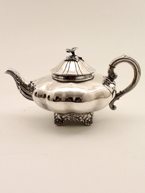 Silver year 1938 teapot