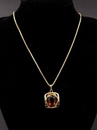 8 karat guld halskæde 41,5 cm. med vedhæng  med røgtopas