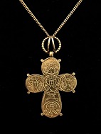 18 karat guld halskæde 45,5 cm. og Dagmar kors