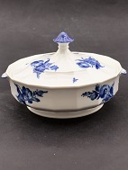 Royal Copenhagen Bl Blomst lgfad 10/8535
