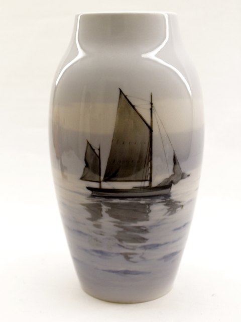 B&G Vase 8349/243
