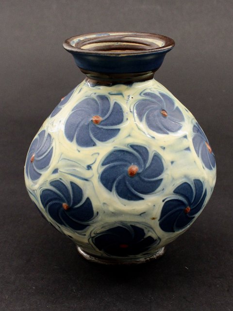 H.A.Kähler vase