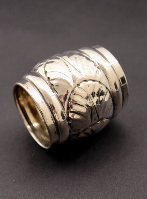 Art Nouveau  serviet ring