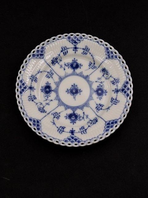 Royal Copenhagen full lace blue fluted plate 1/1088