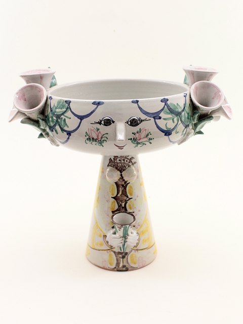 Bjørn Wiinblad stand of glazed ceramics