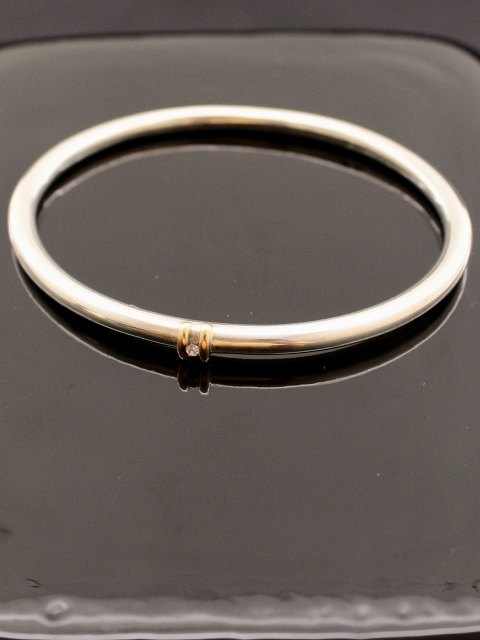 Sterling silver bangle