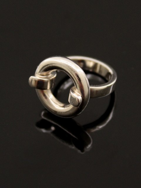 Modern sterling silver ring